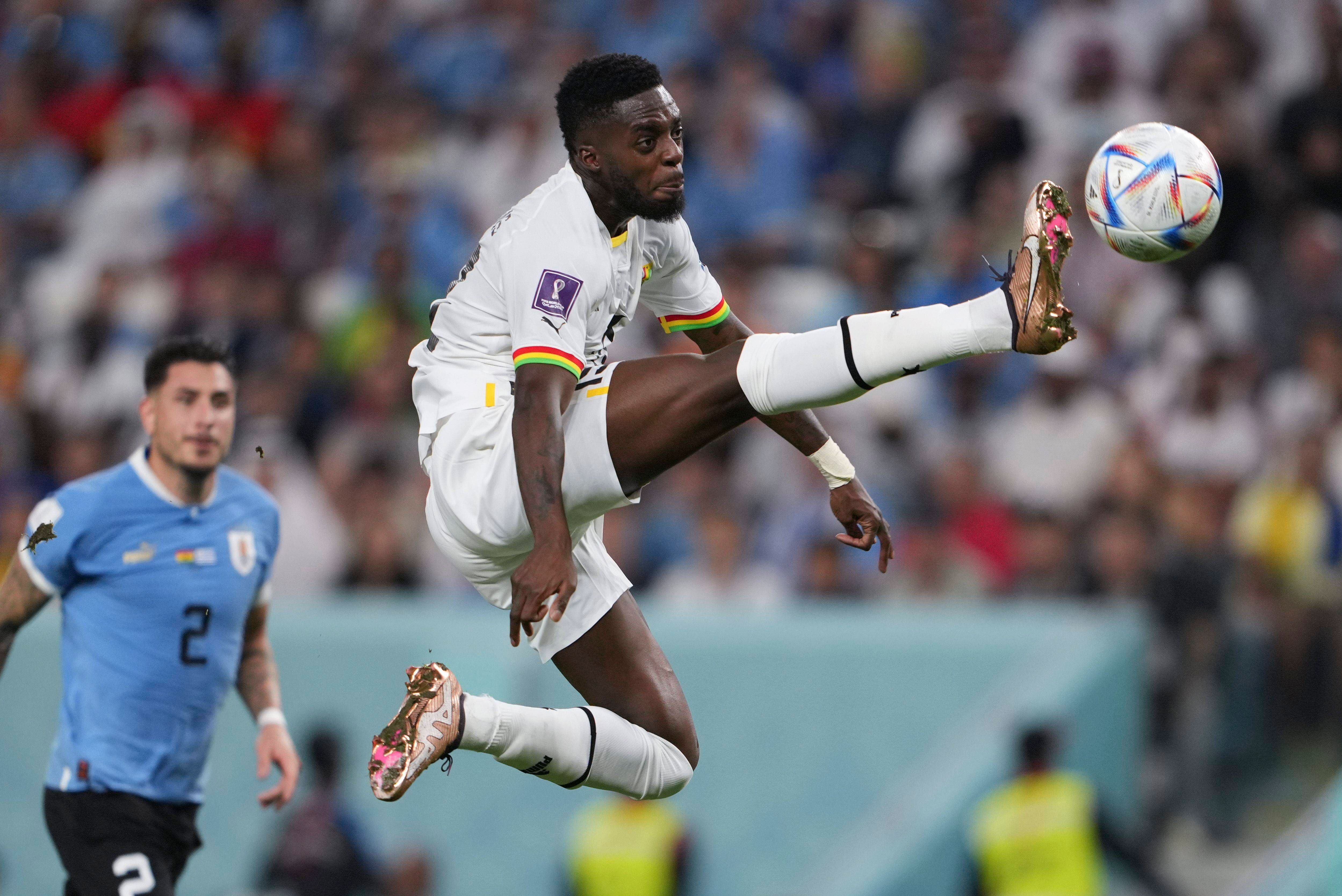  Iñaki Williams durante un partido con Ghana
