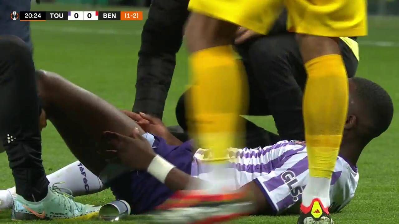 Diarra sufrió un duro golpe en el Toulouse - Benfica
