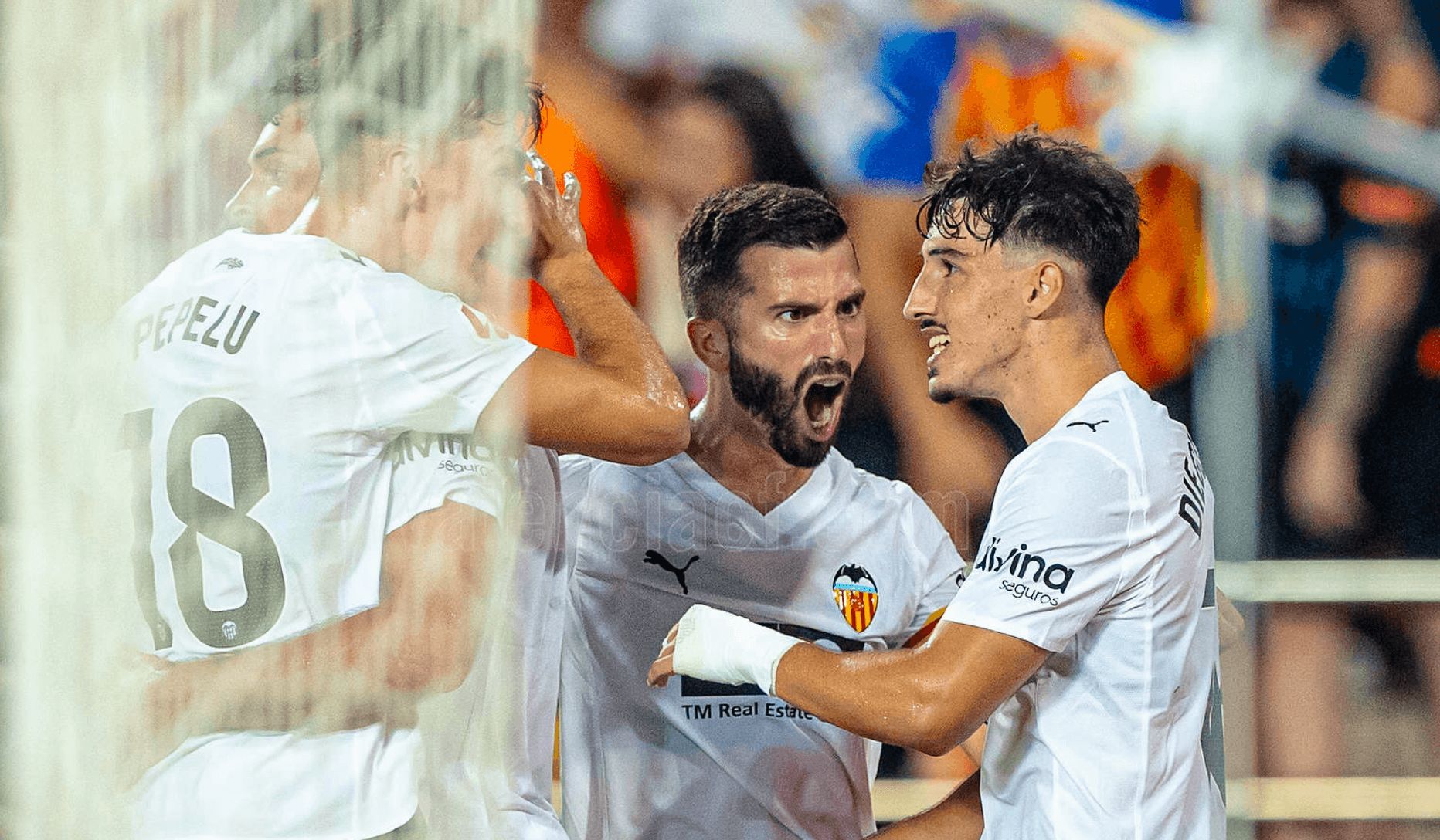 Diego López celebra su gol ante la Real Sociedad