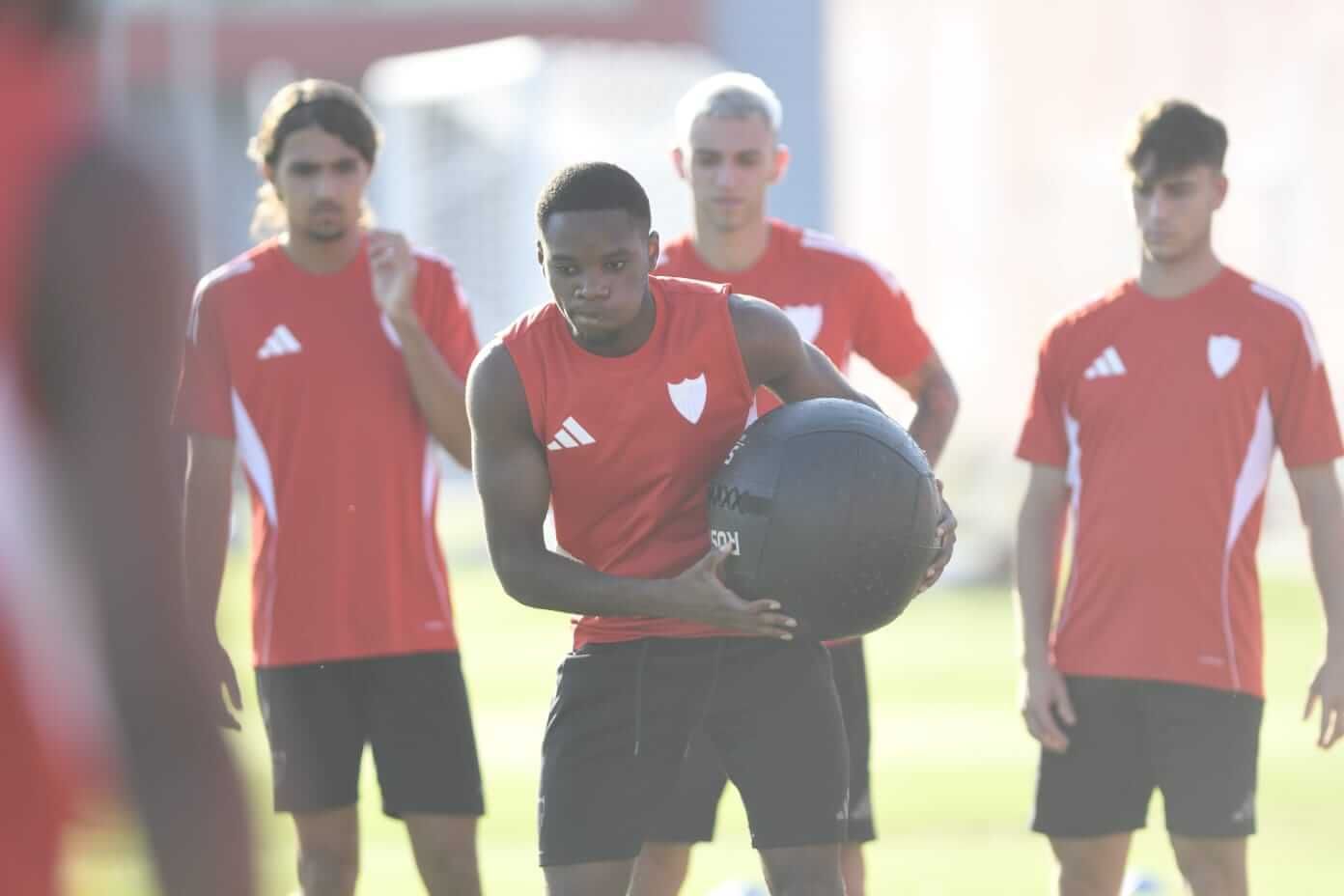 Idumbo Muzambo, entrenando en pretemporada.