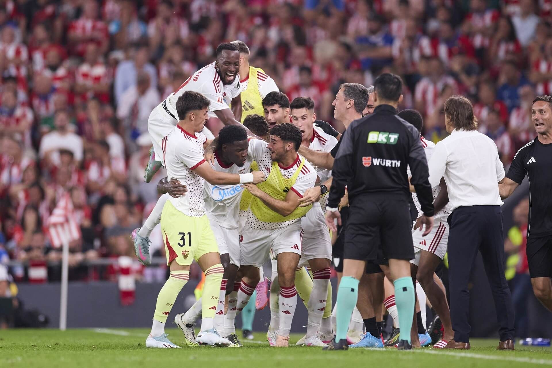  Celebración del tanto de Lucién Agoumé ante el Athletic.