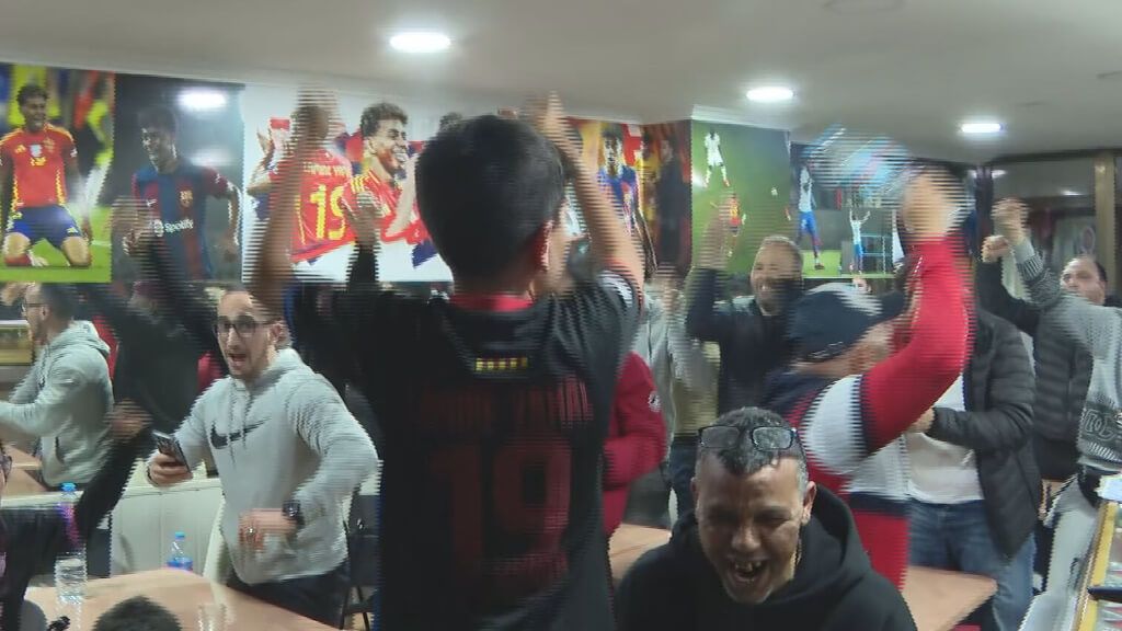 Los familiares y amigos de Lamine Yamal celebran la Copa del Rey (ElDesmarque)