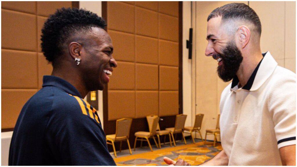 Vinícius Jr y Karim Benzema en su reencuentro en Yeda.