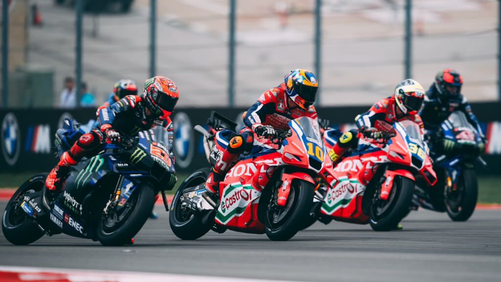  Fabio Quartararo, Luca Marini y Joan Mir, en el GP de Austin de MotoGP.