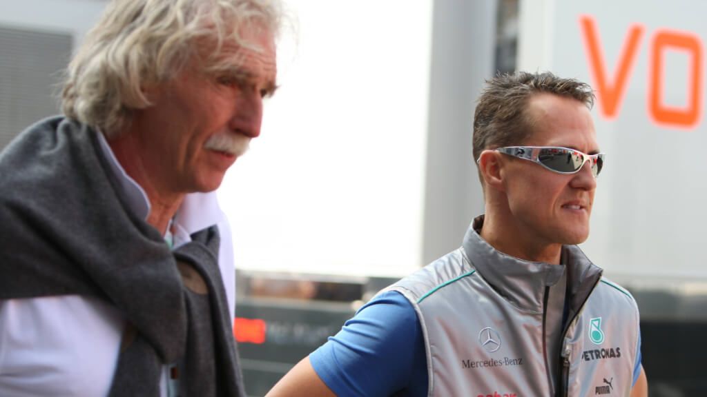  Michael Schumacher junto al dr Johannes Peil en 2012 (foto: Cordon Press).