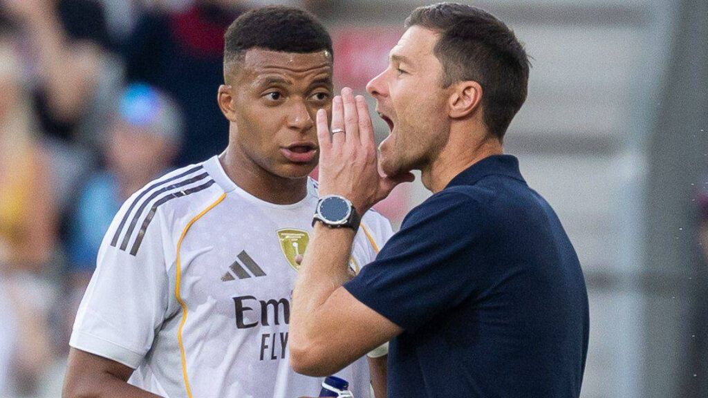 Xabi Alonso y Mbappé en el Tirol - Real Madrid