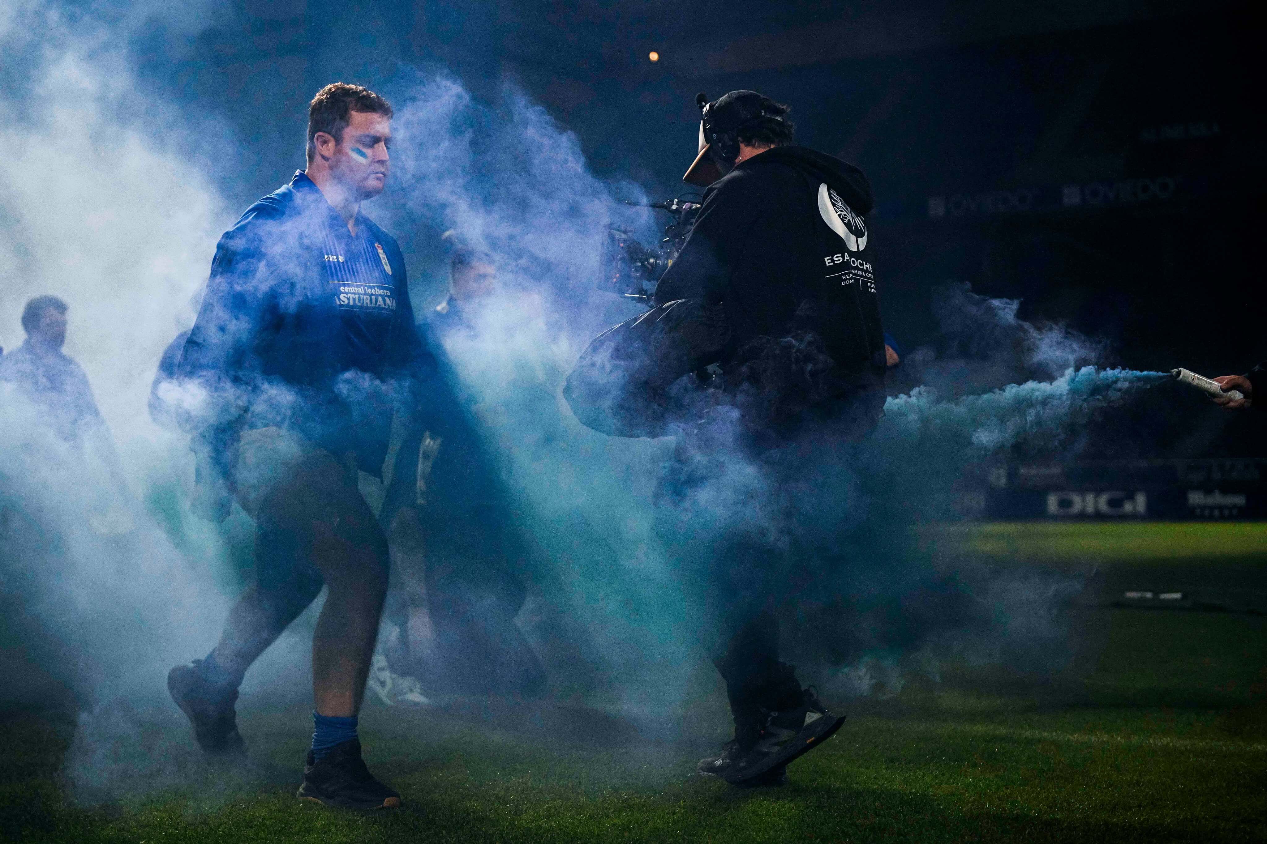  Grabación del himno del centenario de Melendi para el Real Oviedo.