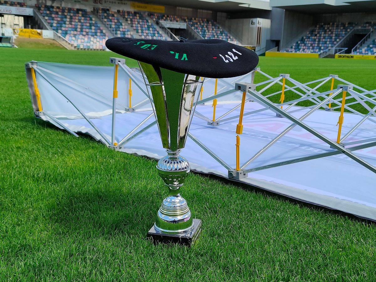 La EH Txapela que Athletic y Real Sociedad disputaron tiempo atrás también en Lasesarre.