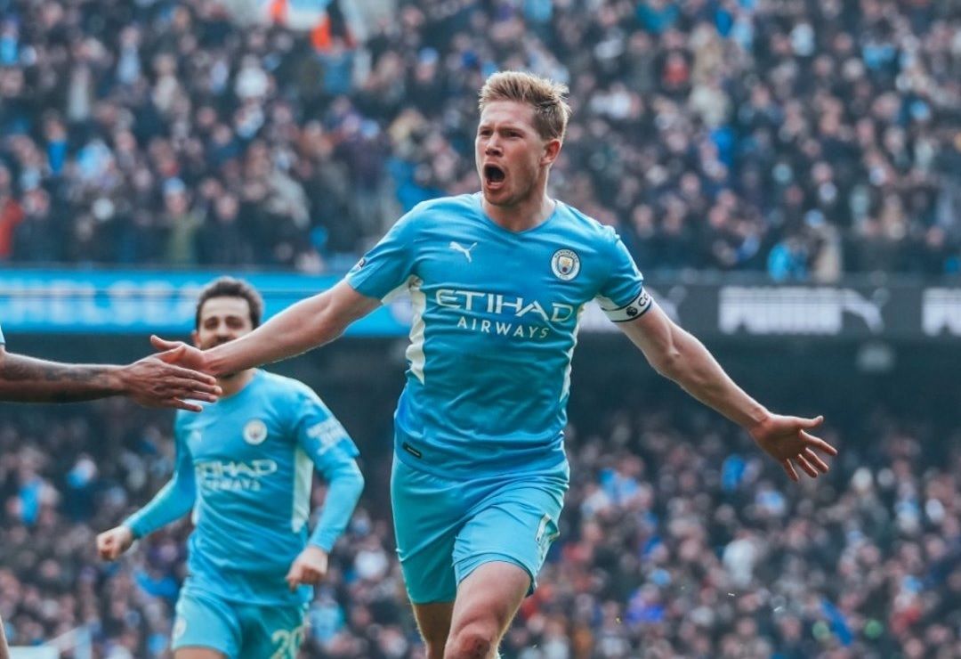  Kevin de Bruyne celebra su gol al Chelsea.