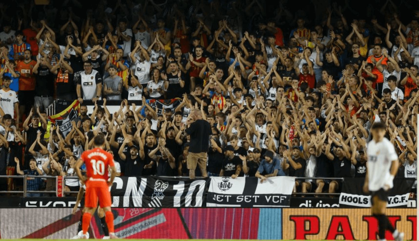 La Curva Nord vuelve a Mestalla