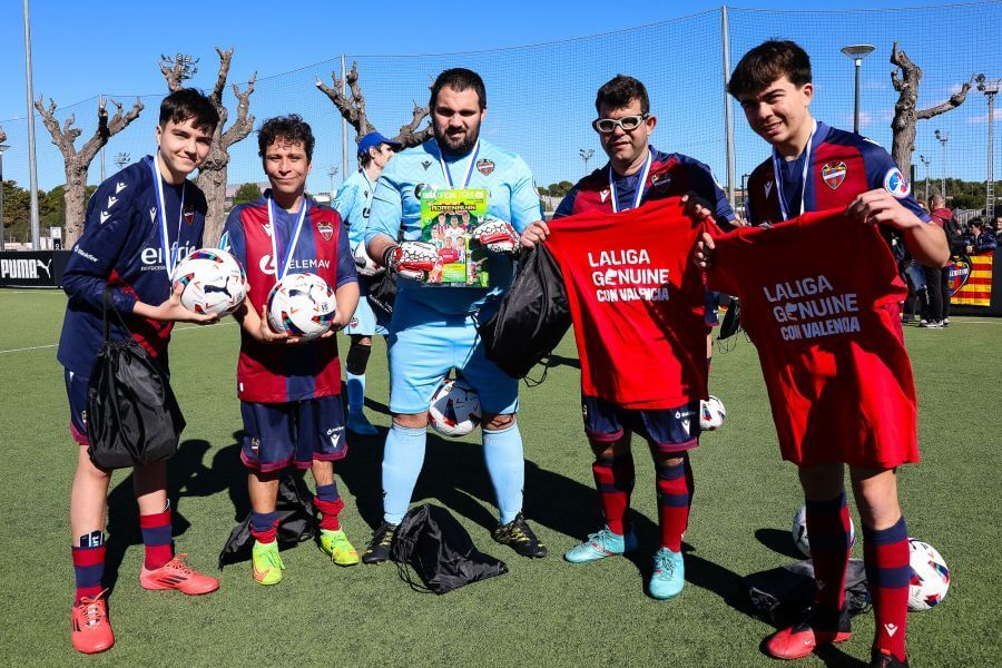  LALIGA Genuine en Paterna