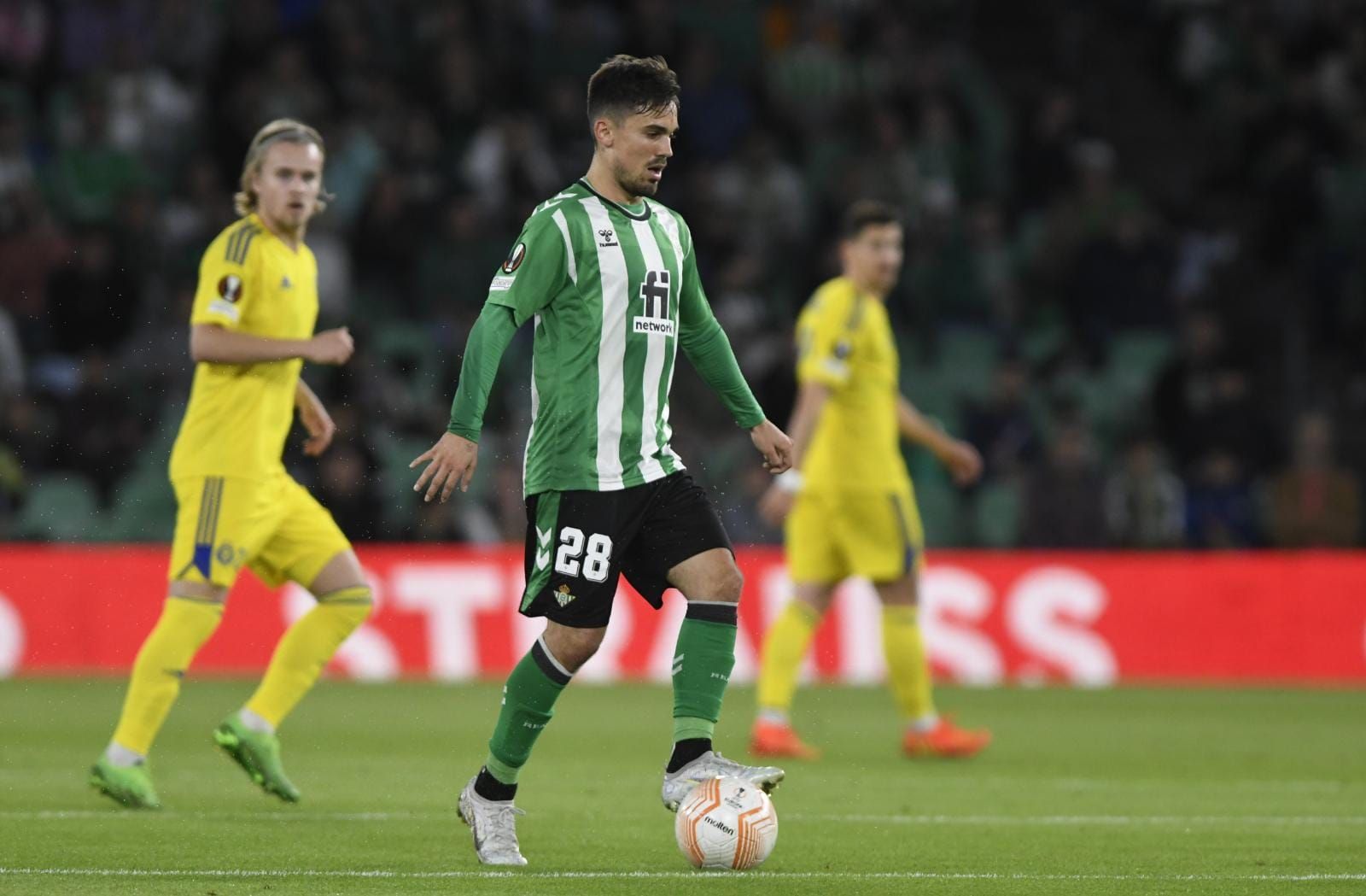  Rodri Sánchez con la pelota