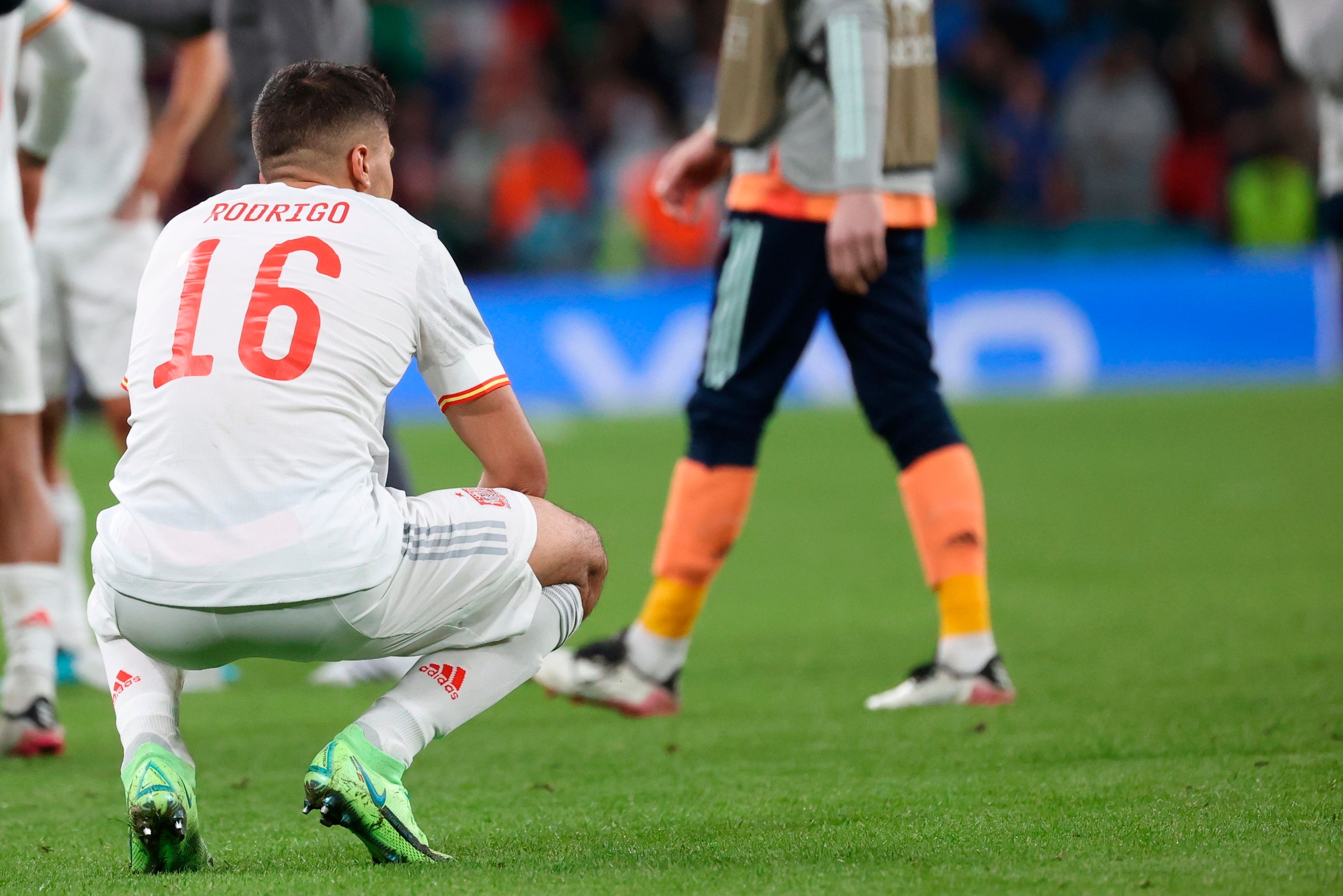  Rodrigo, sobre el césped de Wembley antes de los penaltis ante Italia.