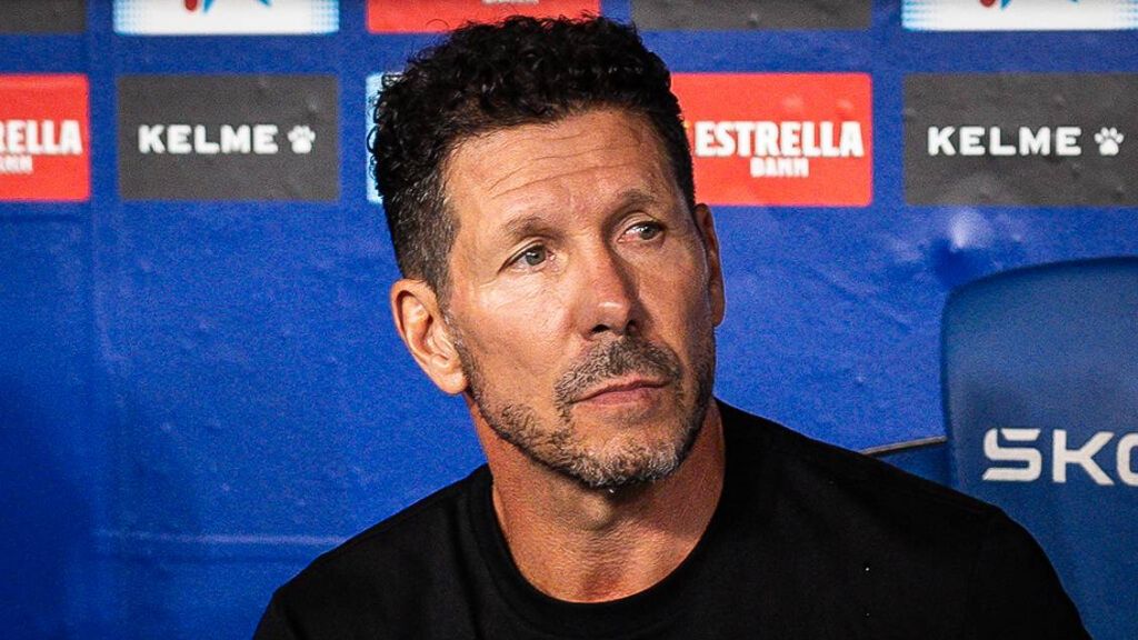  El Cholo Simeone en el RCDE Stadium (Cordon Press)