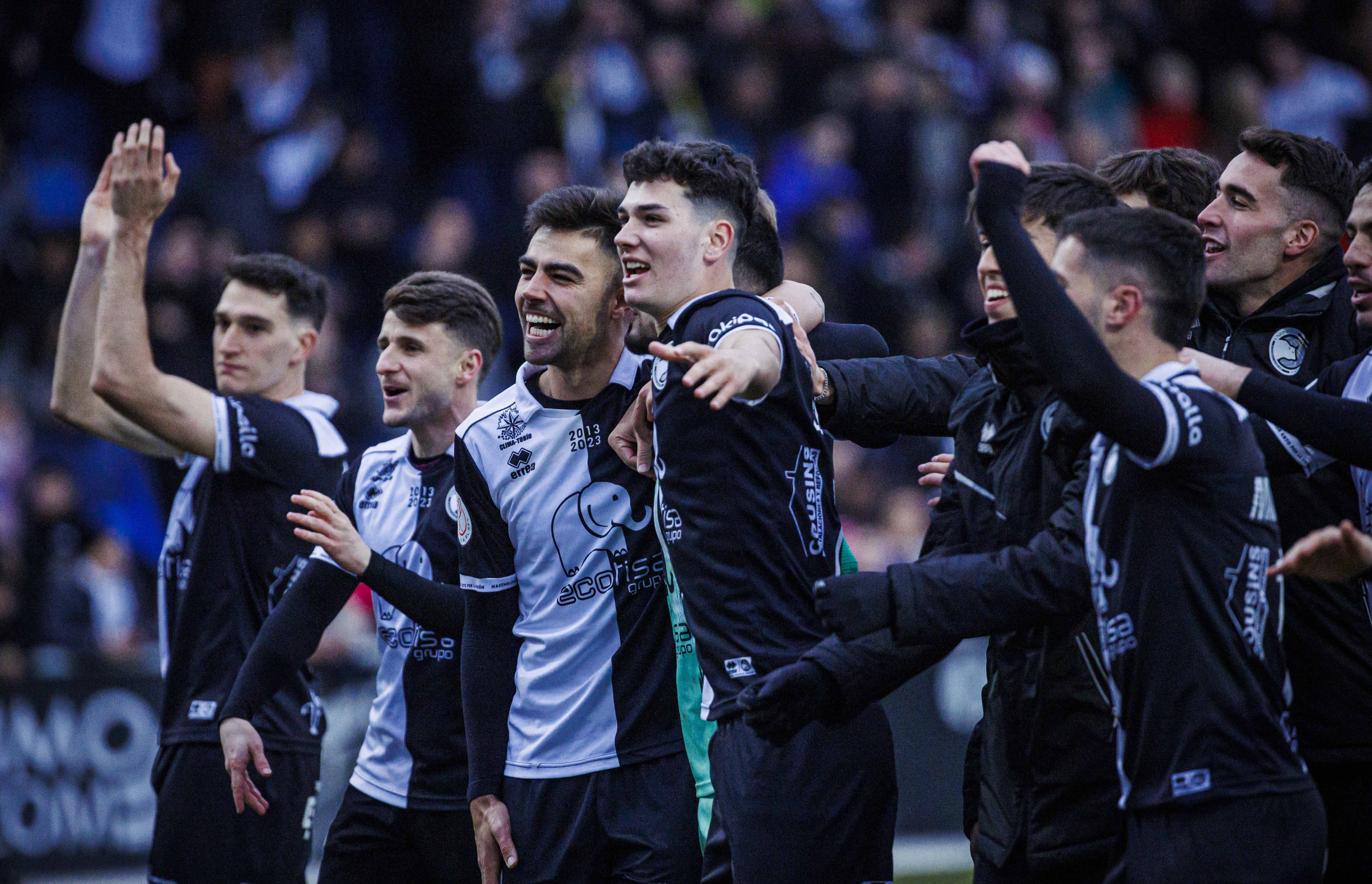  Unionistas de Salamanca celebrando su pase a los octavos de Copa del Rey.