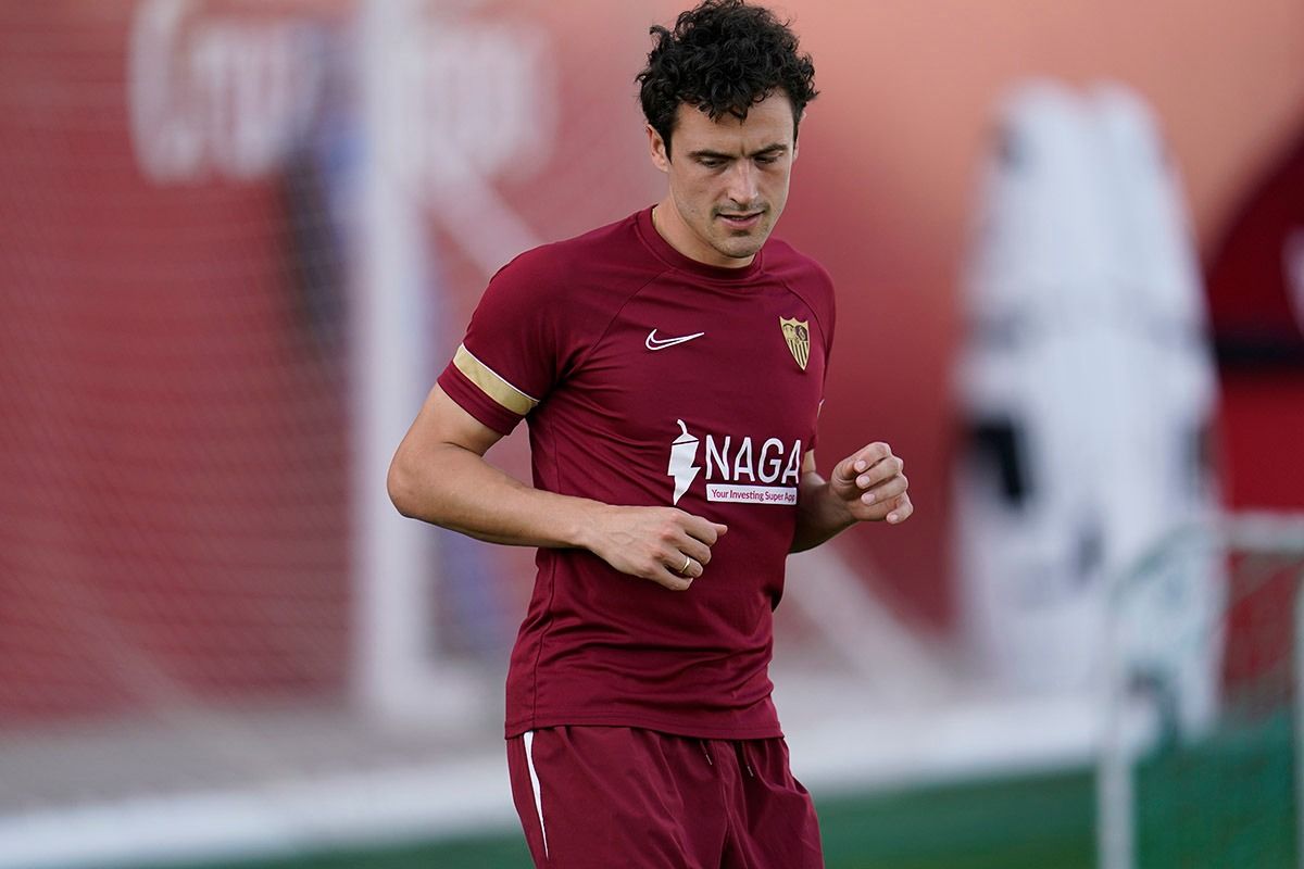 Delaney, en su primer día en el Sevilla.