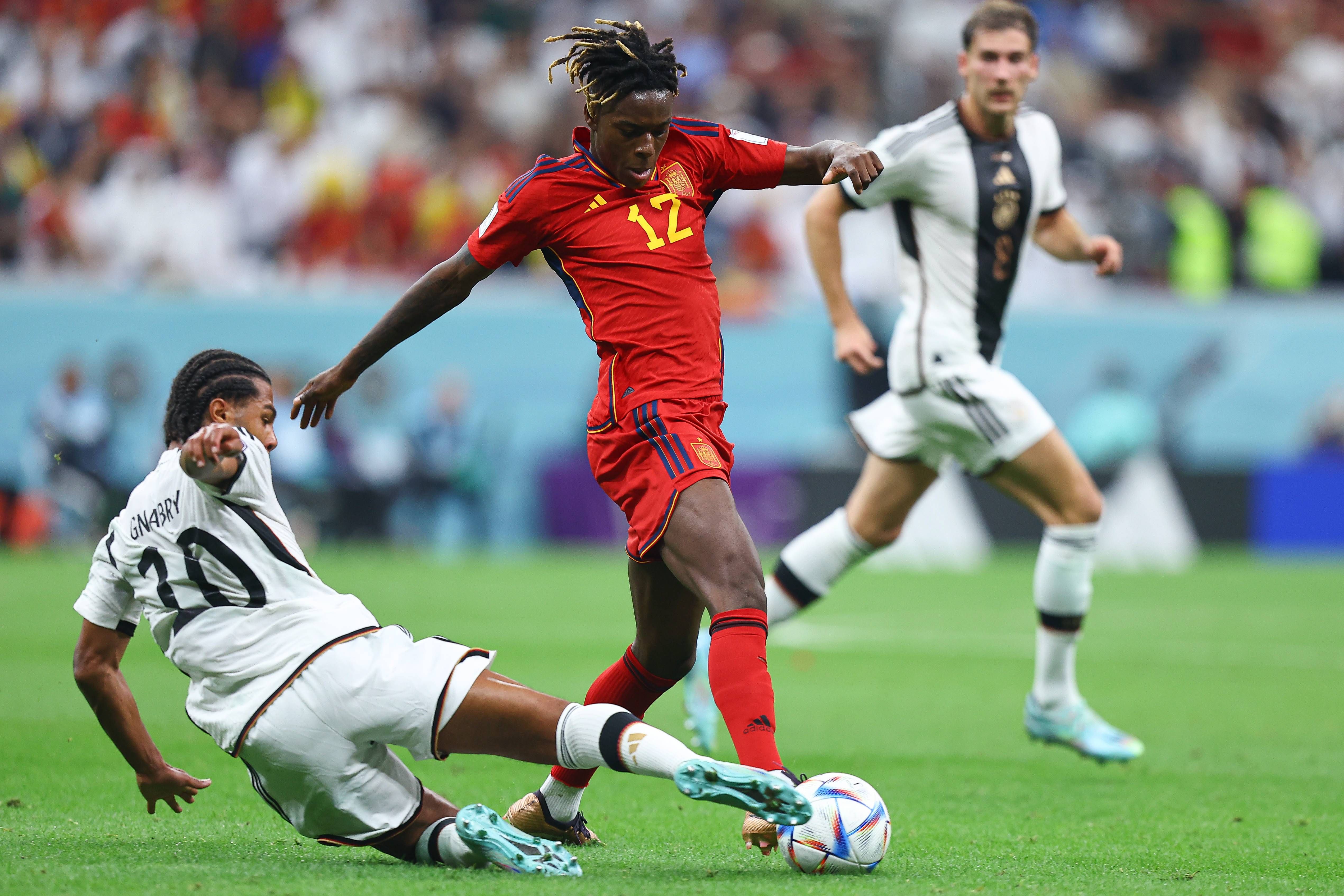 Nico Williams ante Alemania en Qatar.