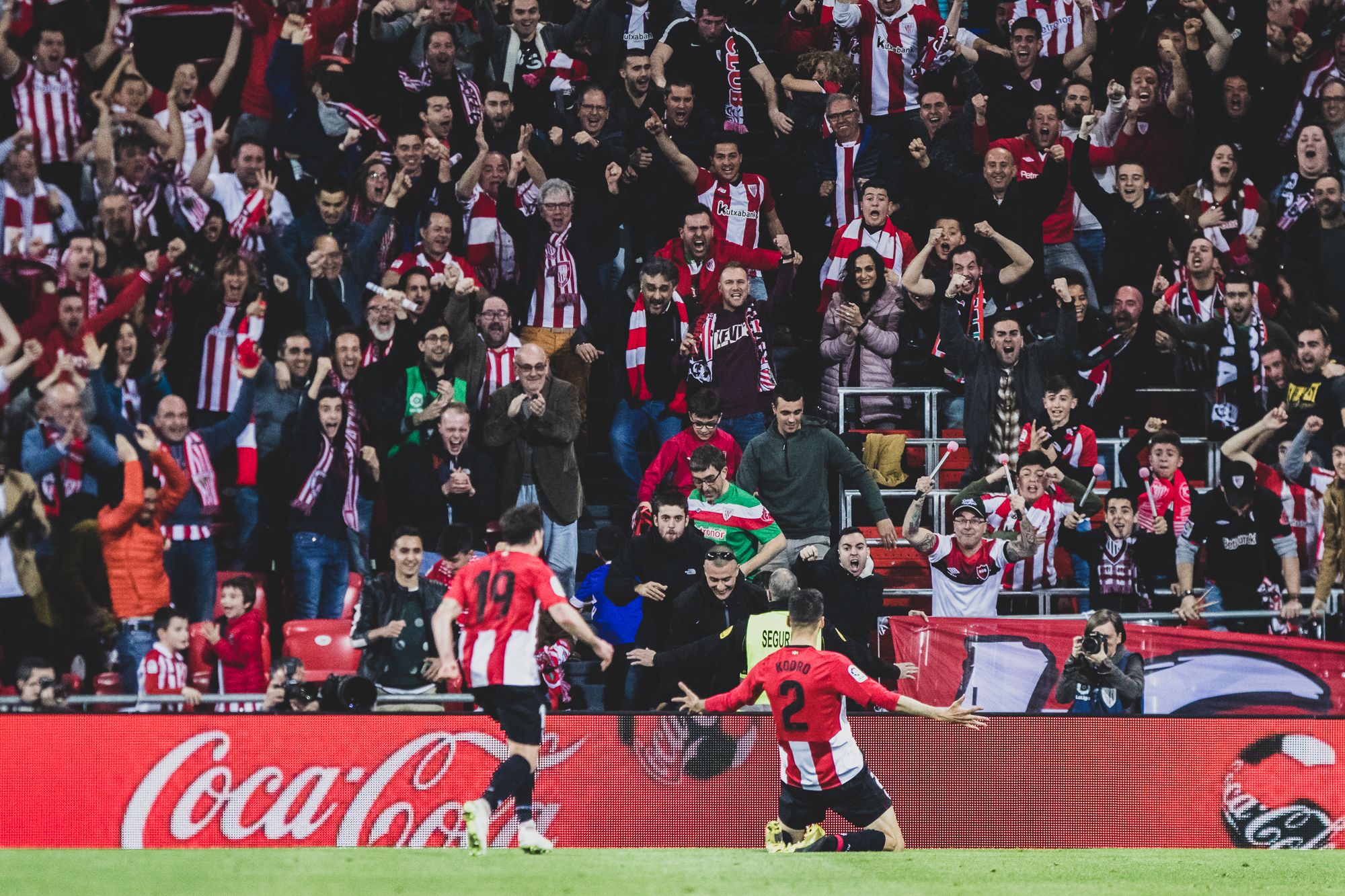 Kodro y San Mamés celebran el 2-0.