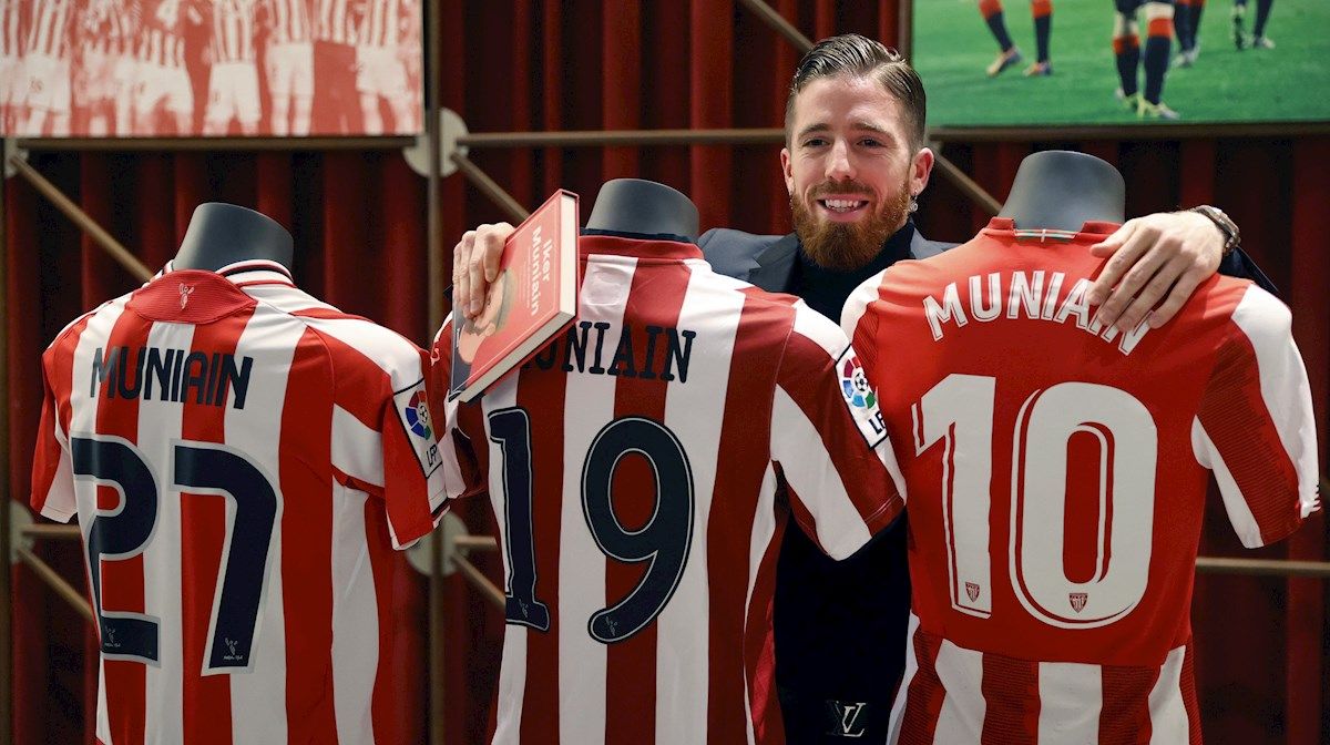  Iker Muniain, en el acto de presentación de su libro.
