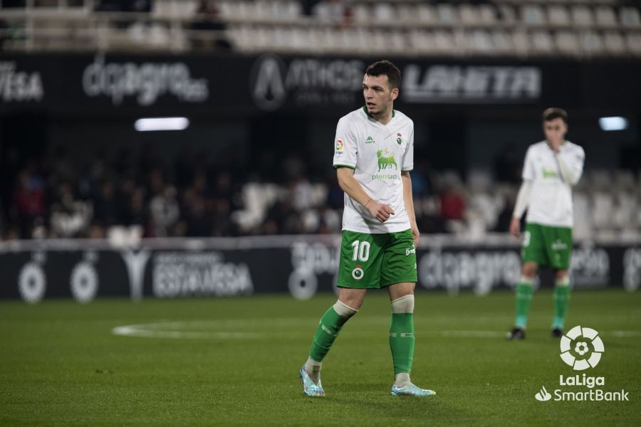  Íñigo Vicente, con el Racing (foto: LaLiga).