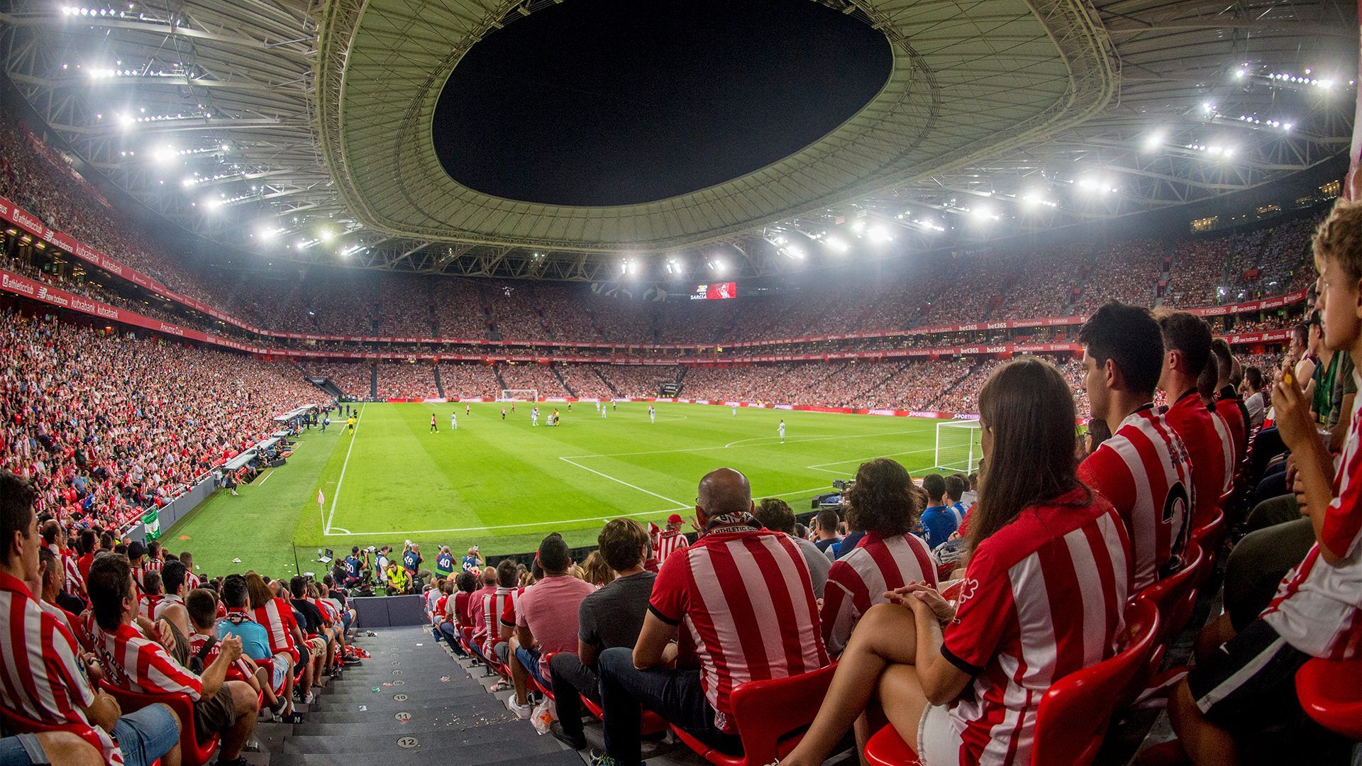 La afición rojiblanca sueña con el regreso de este sábado a San Mamés ante el Barça.