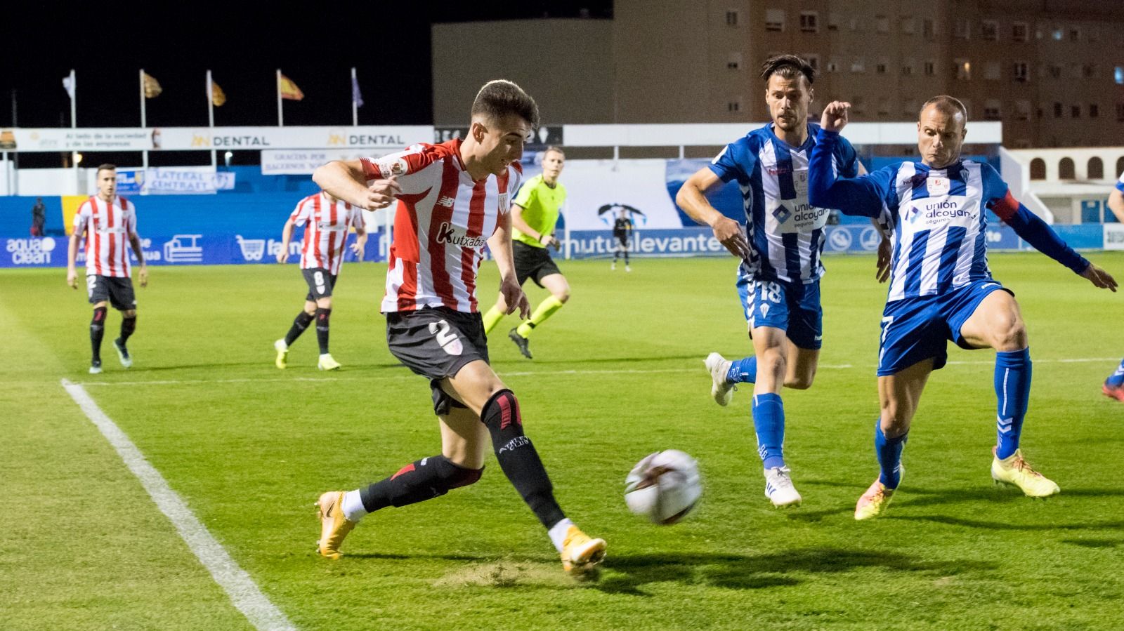 Jon Morcillo durante el Alcoyano-Athletic