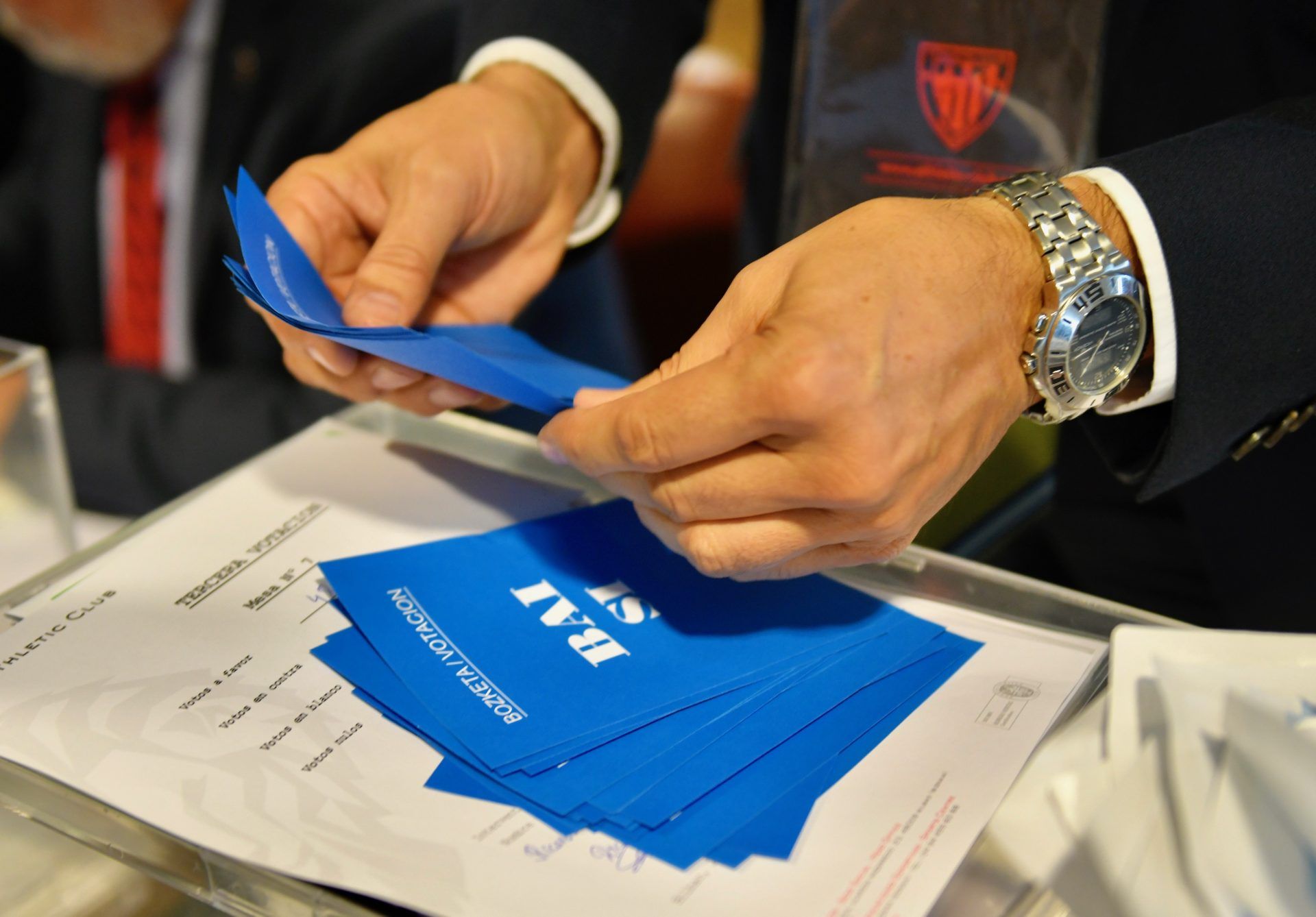 Los compromisarios han dado luz verde con sus votos a la reforma de estatutos.