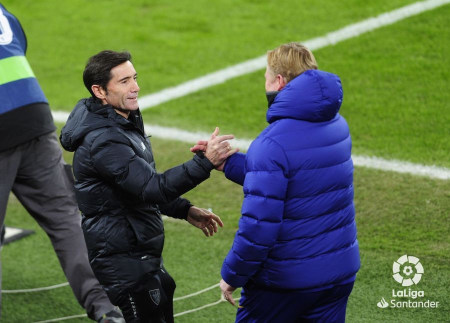 Marcelino saluda a Ronald Koeman en su primer partido con el Athletic Club.