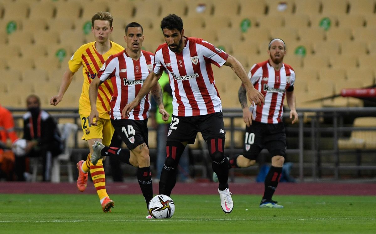  Raúl García durante la final de Copa del Rey ante el FC Barcelona.