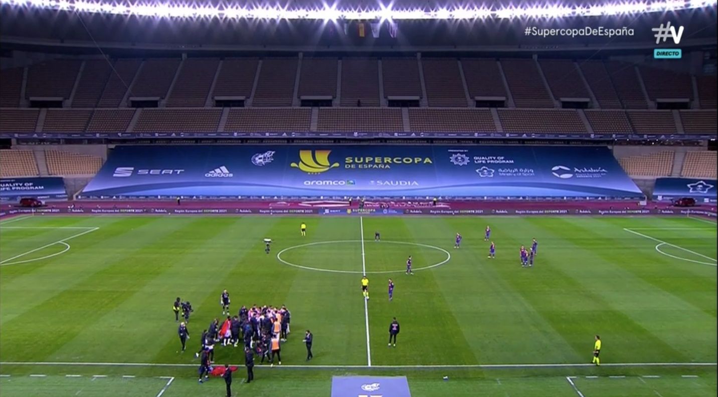  Conjura del Athletic, previa al inicio de la prórroga.
