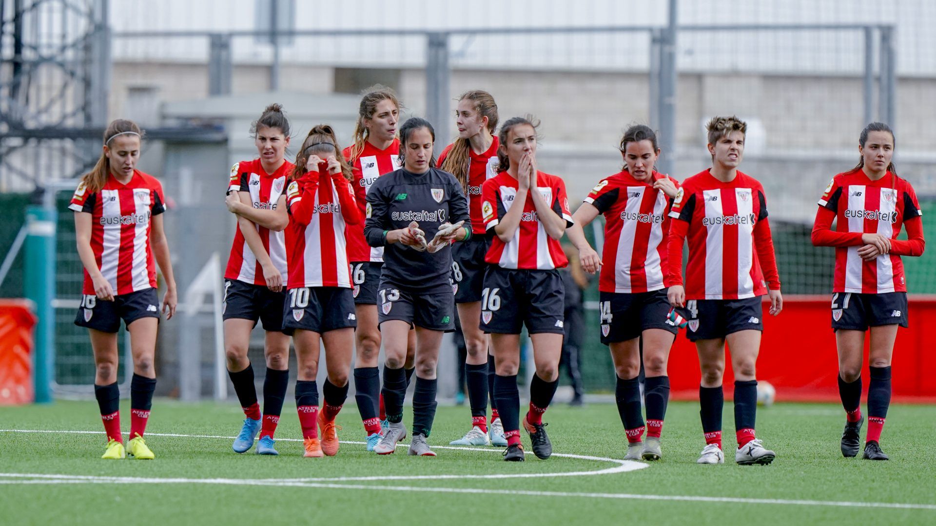  Los rostros de las pupilas de Ángel Villacampa tras la derrota en Madrid lo dicen todo.