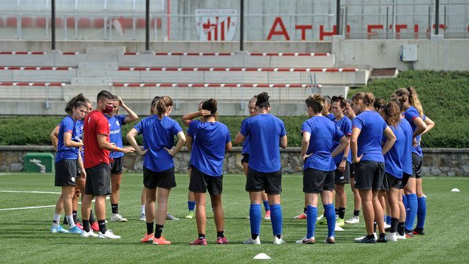  Pretemporada del Athletic femenino de Ángel Villacampa.