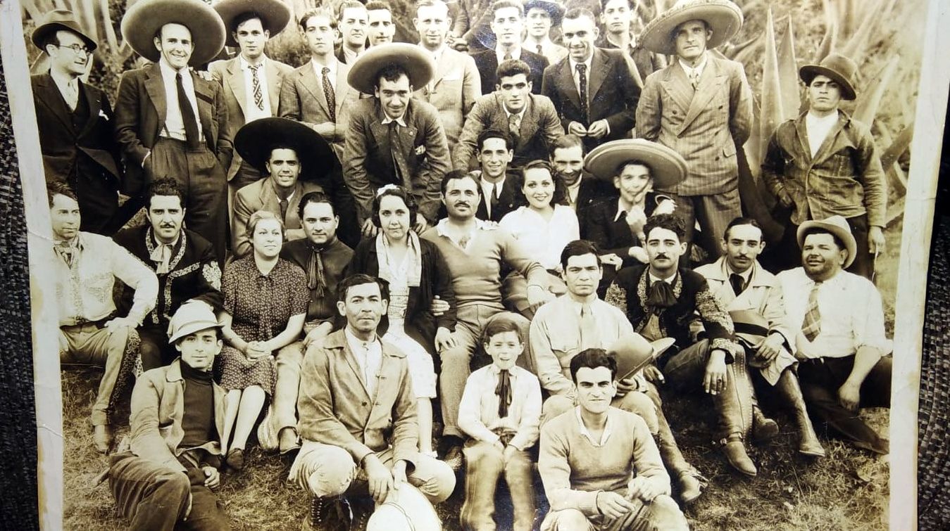  Foto de la gira del Athletic Club por México en el año 1935. Allí estaba Gregorio Blasco con los Leones y sus sombreros.