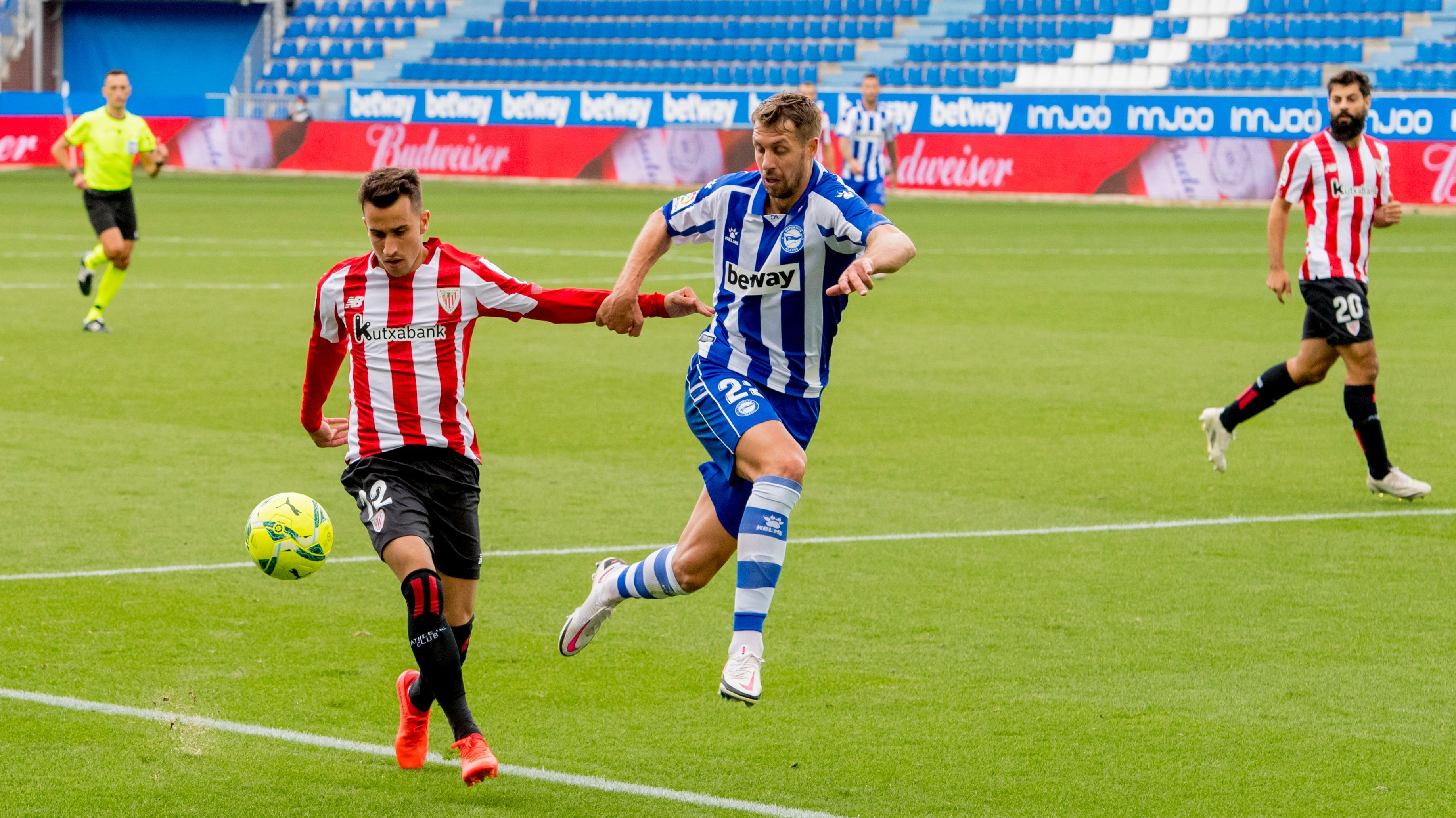  Áex Berenguer tuvo sus primeros minutos en Mendizorrotza.