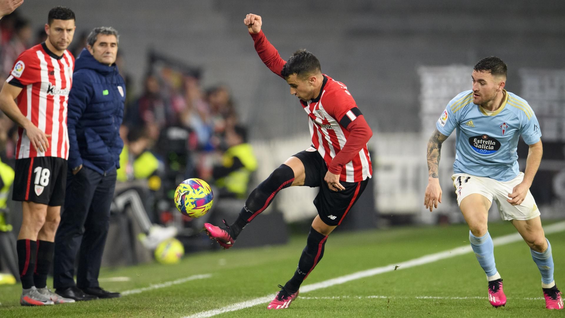 Berenguer maniobra ante De Marcos, Valverde y el Celta en Balaídos.