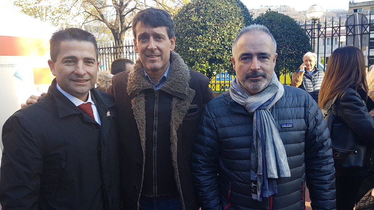  Oscar Beristain, Andoni Ayarza y Ricardo Hernani, en Ibaigane durante las elecciones del Athletic Club en el año 2018.