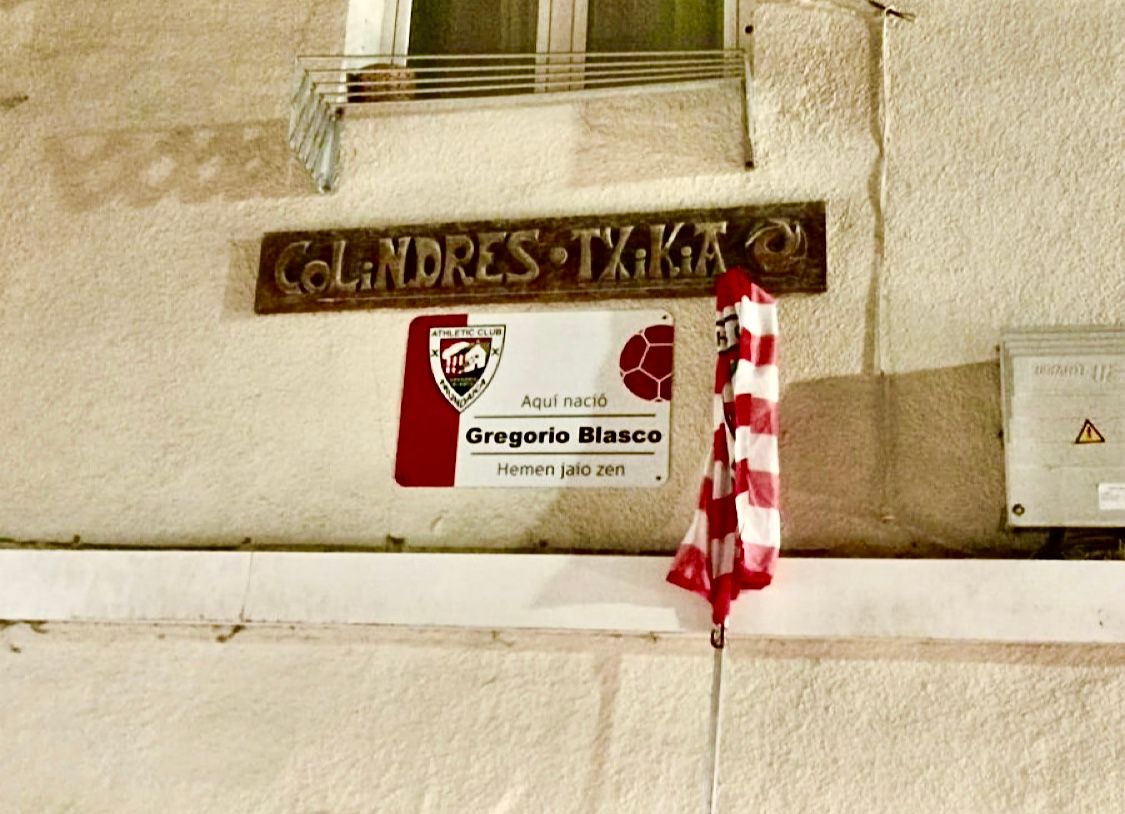  Inauguración de una placa en la casa natal de Gregorio Blasco, portero legendario del Athletic.