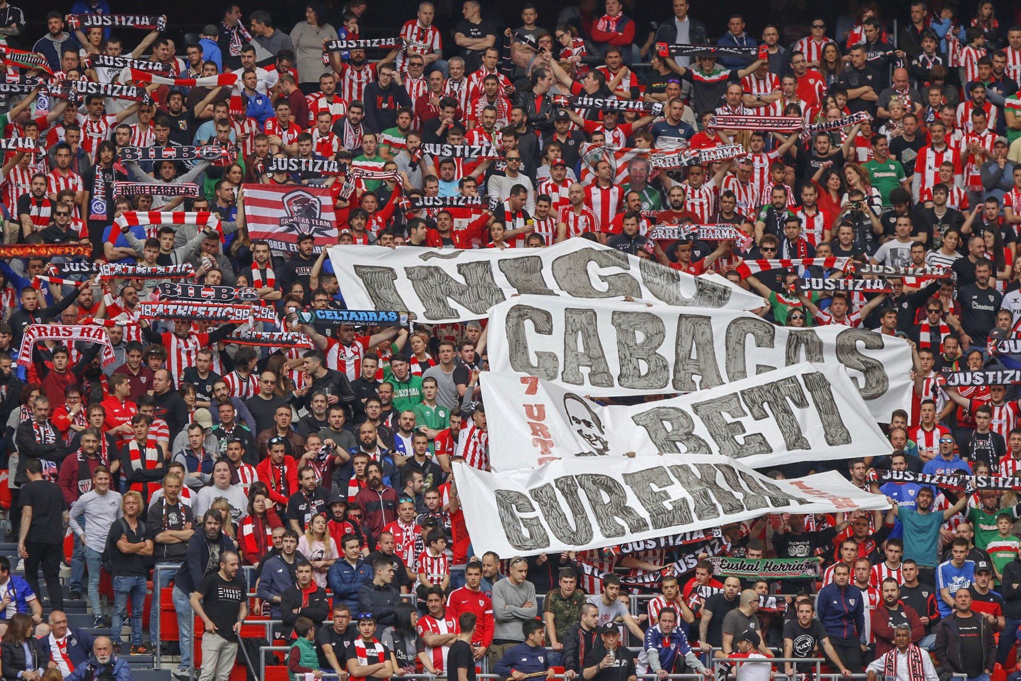  Iñigo Cabacas fue recordado como siempre en San Mamés.