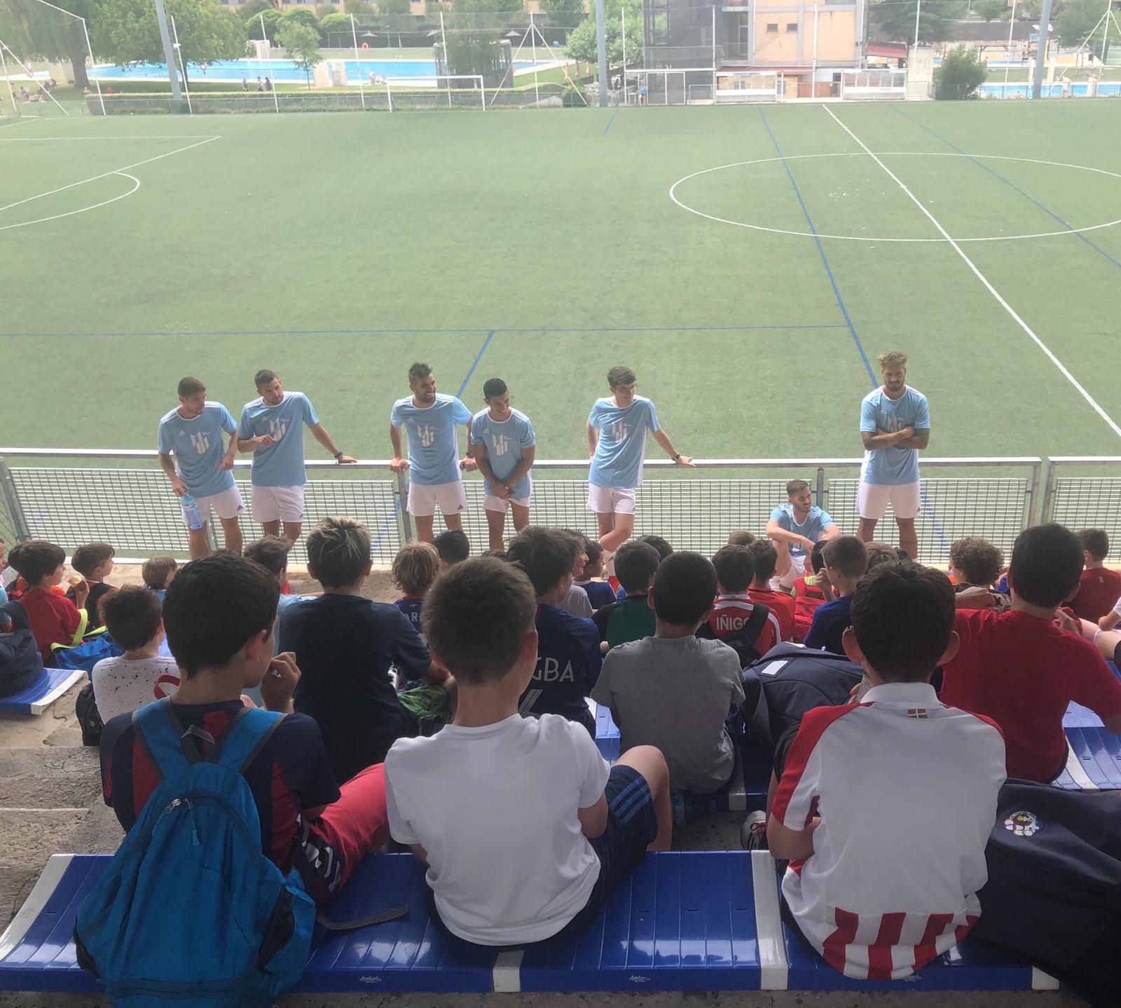  70 chavales de 6 a 14 años participaron en la I edición del Campus de Iker Muniain en Iruñea.