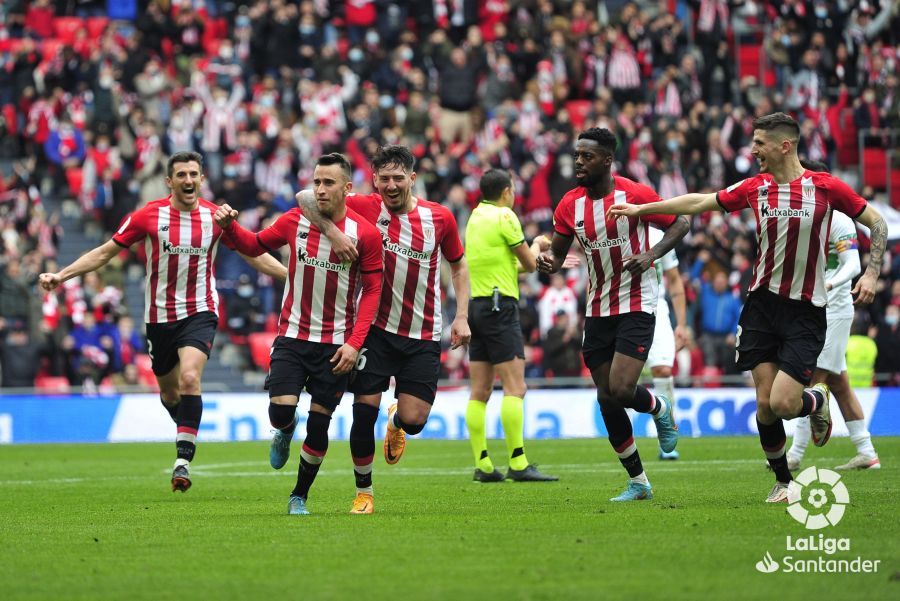 Celebración del Athletic ante el Elche.
