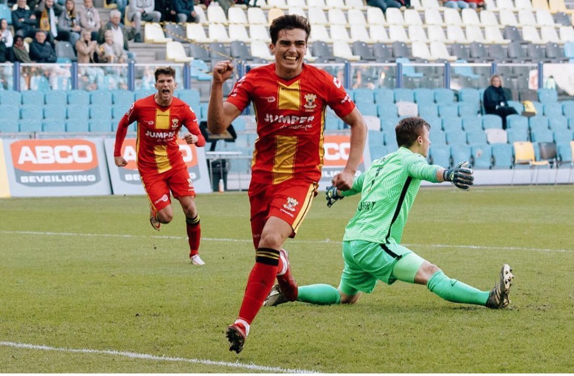  Iñigo Córdoba no para de marcar con el Go Ahead Eagles de Países Bajos.