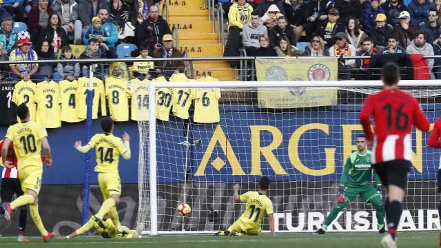  Jaume Costa introdujo el balón en la meta de Sergio Asenjo para hacer el 0-1.