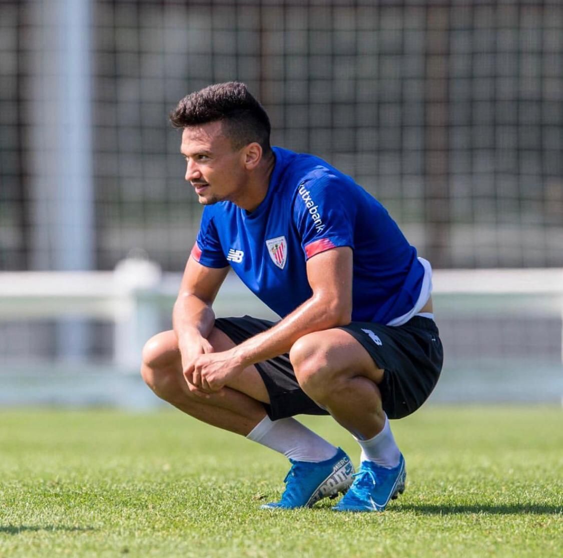  Cristian Ganea en un entrenamiento en Lezama.