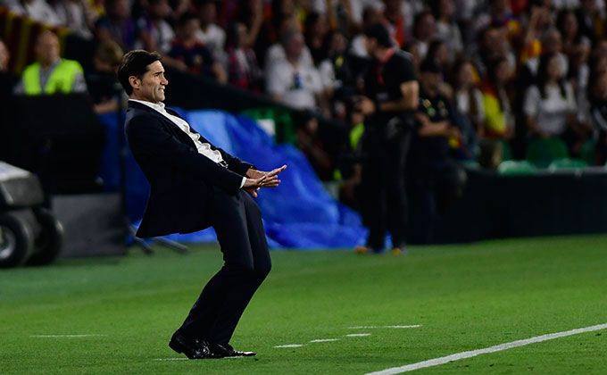  Marcelino, en su etapa como entrenador del Valencia .
