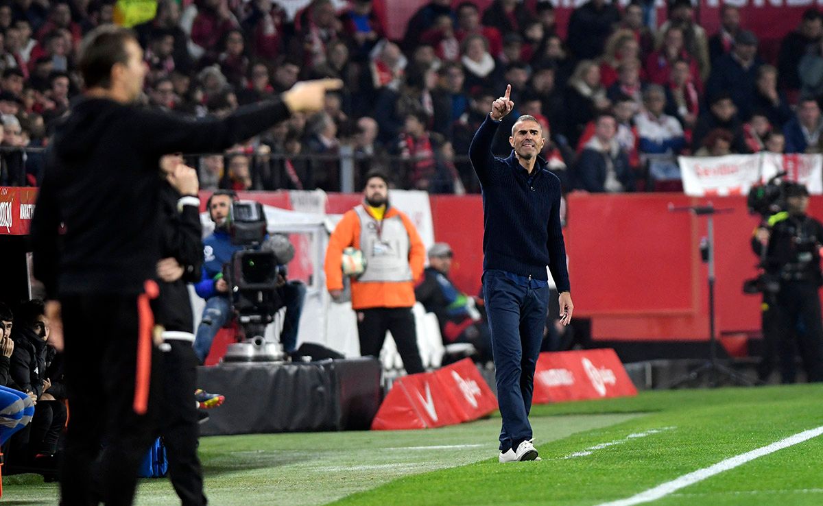  Julen Lopetegui y Gaizka Garitano durante el Sevilla FC - Athletic Club.