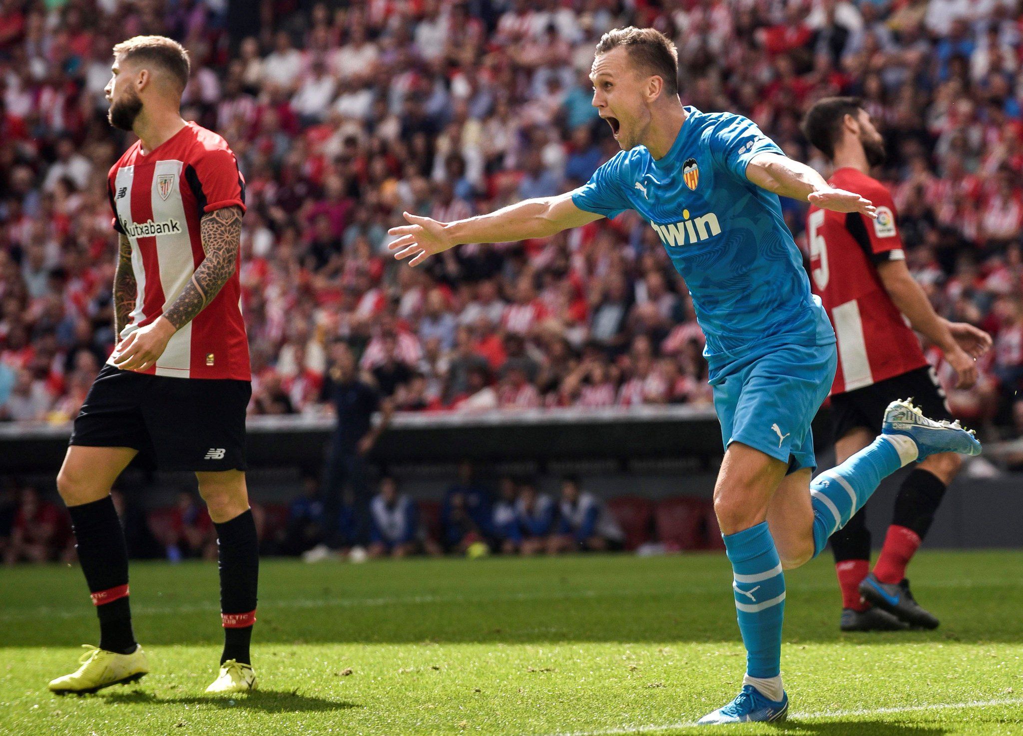 Cheryshev celebra sul gol en San Mamés.