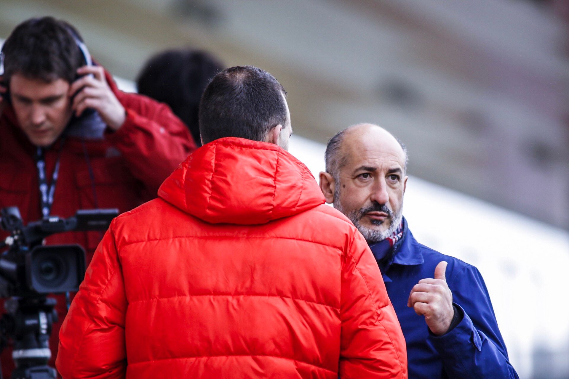  Aitor Elizegi en una imagen en la grada de Lezama.