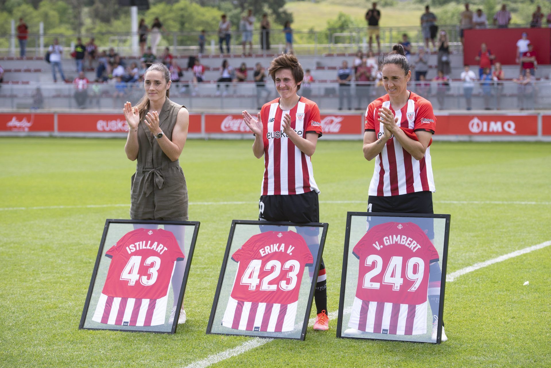 Sophie Istillart, Erika Vázquez y Vanesa Gimbert dejaron así en Lezama el equipo femenino en el año 2022.