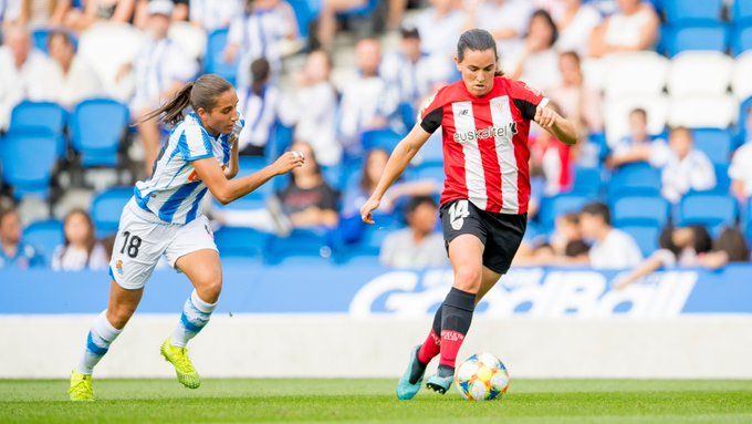  Eunate Arraiza no dejó de intentarlo en el derbi vasco del Reale Arena.