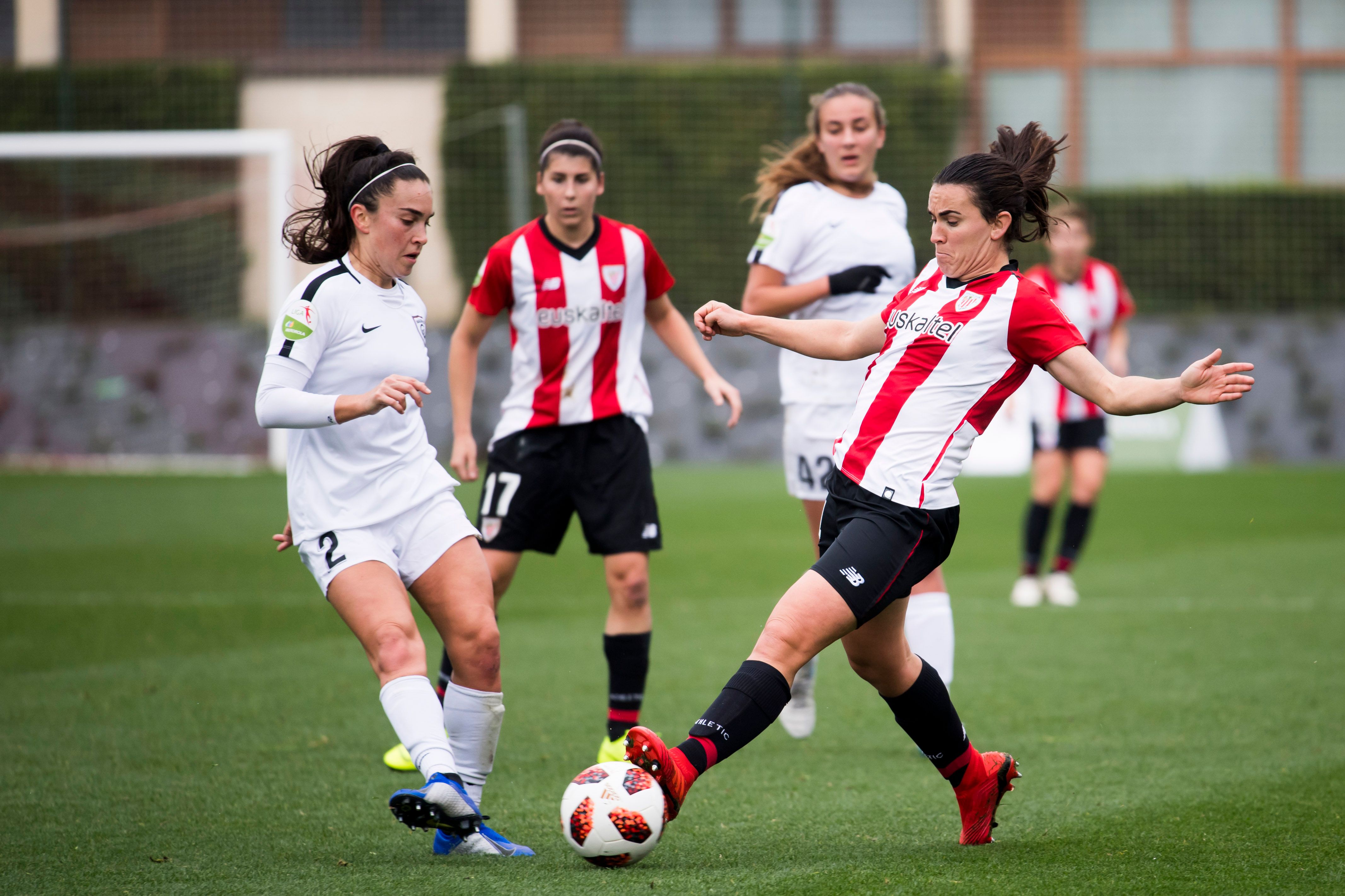 Eunate en el partido frente al Madrid CFF.